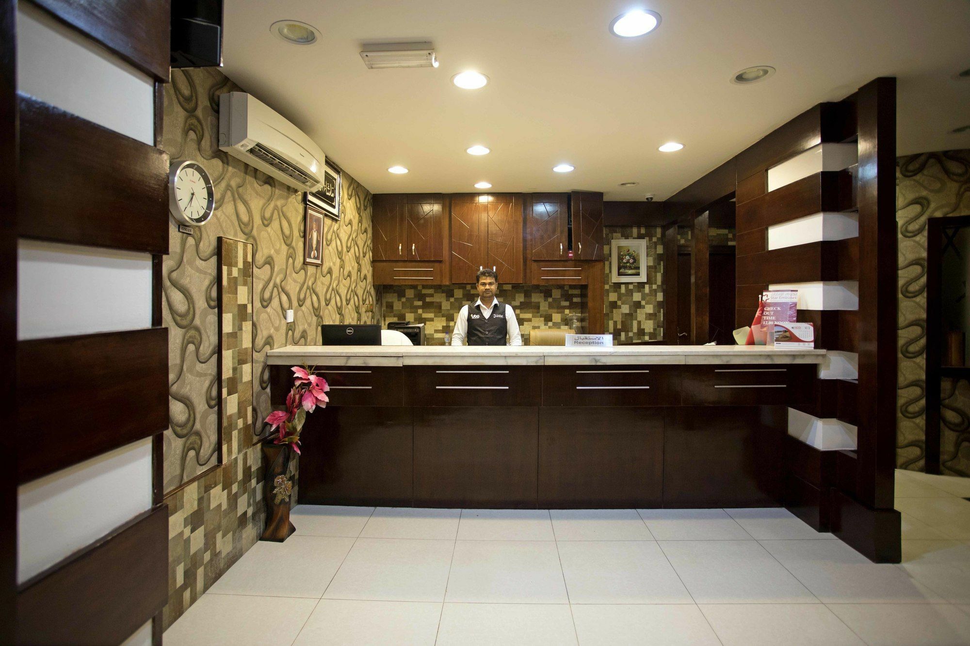 Star Emirates Furnished 2 Appartement